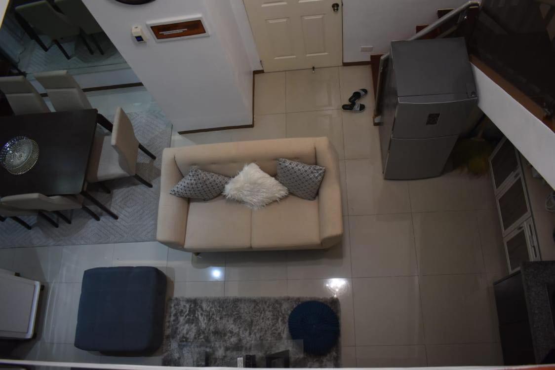 Affordable Makati Apt マニラ市 エクステリア 写真
