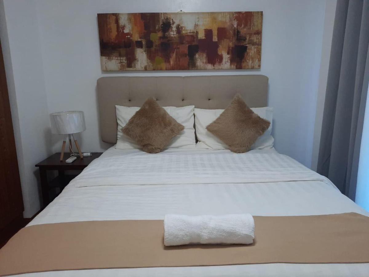 Affordable Makati Apt マニラ市 エクステリア 写真