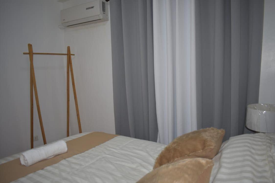 Affordable Makati Apt マニラ市 エクステリア 写真