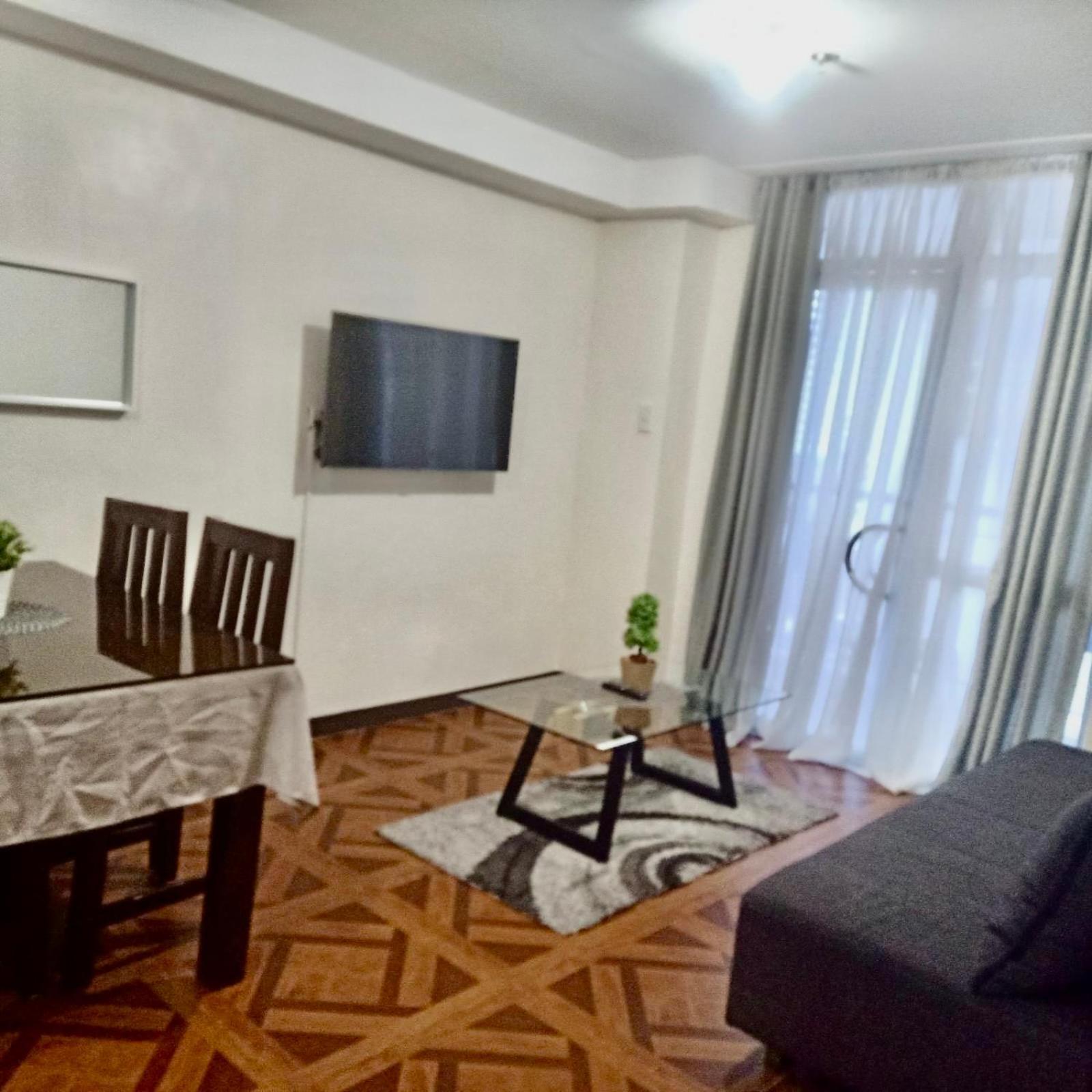 Affordable Makati Apt マニラ市 エクステリア 写真