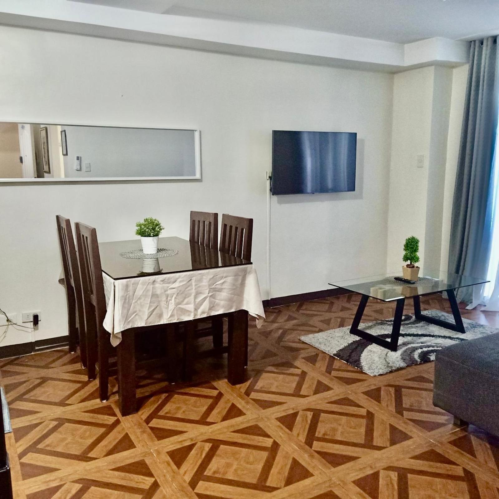 Affordable Makati Apt マニラ市 エクステリア 写真